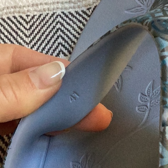 Women’s Alegria Flipflop Sandals - Picture 5 of 5